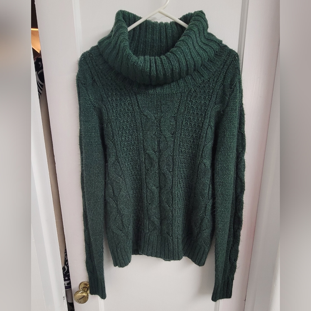 Forever 21 Dark Green Turtleneck Cable Knit Sweater